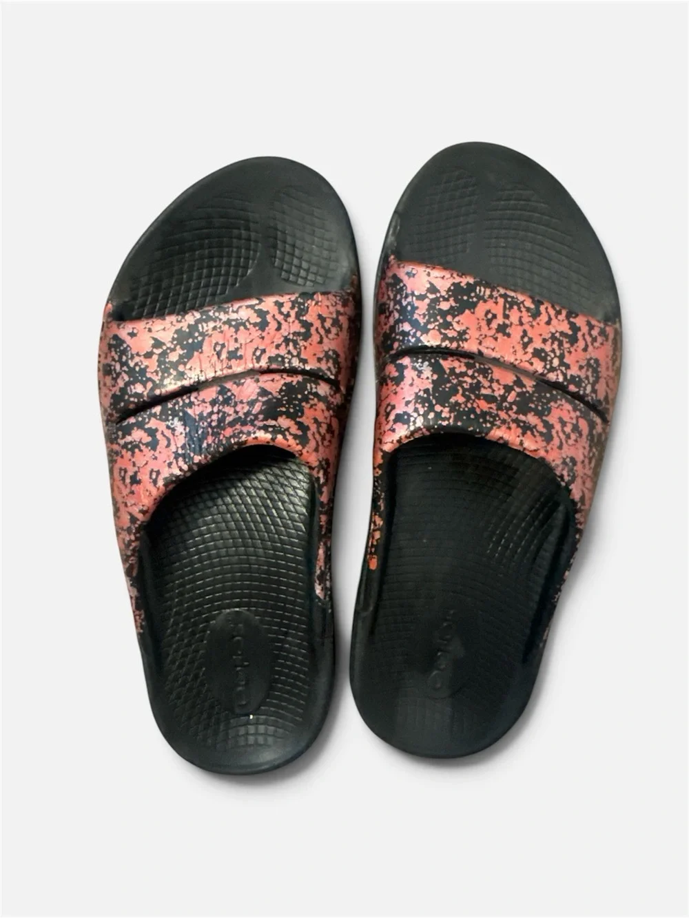 OOFOS- OOahh Limited 'Bellini Splash' in Women’s size 7